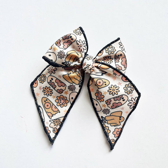 Boho Ghosts Bow