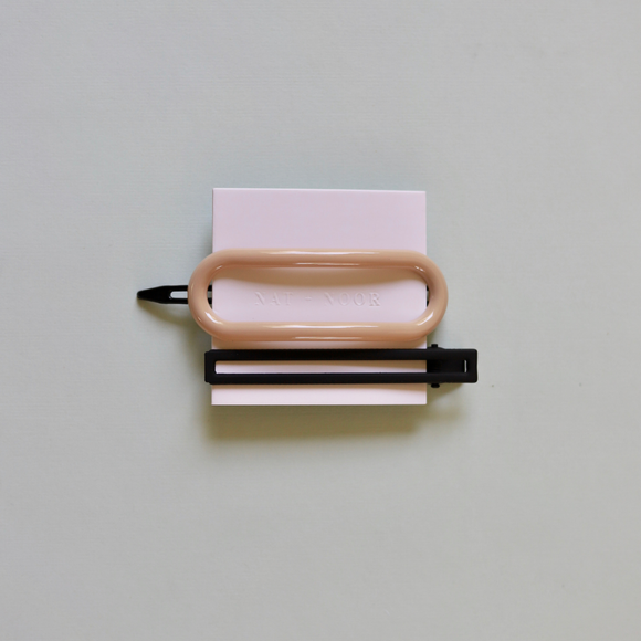 Byron Barrette and Clip Set In Cream + Black